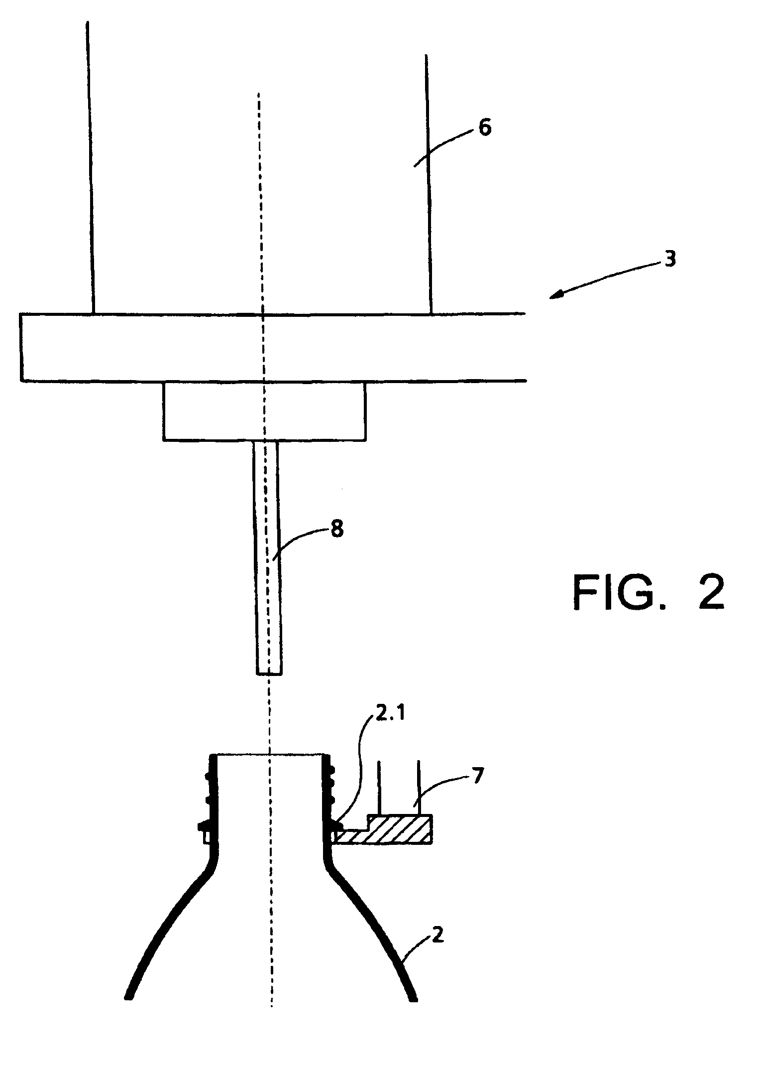 Beverage bottle or container filling plant having a beverage bottle or container treatment arrangement and a method of operating a beverage bottle or container filling plant