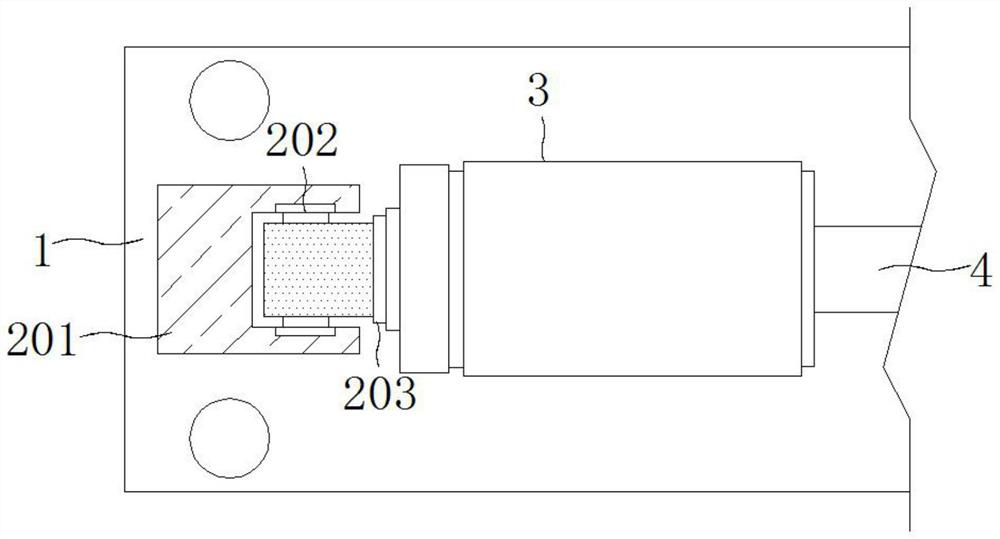 Automatic opening and closing clamp for aluminum product machining