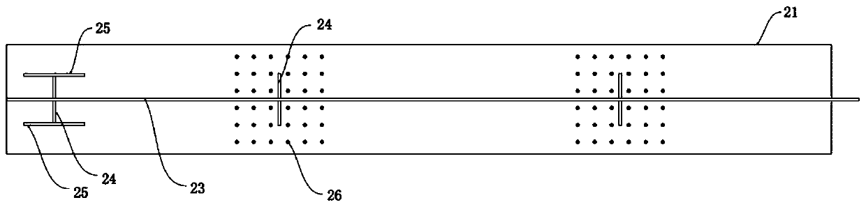 Bridge reinforcing device based on load transfer