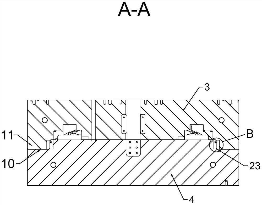 Penetrating and inserting protection mechanism for mold