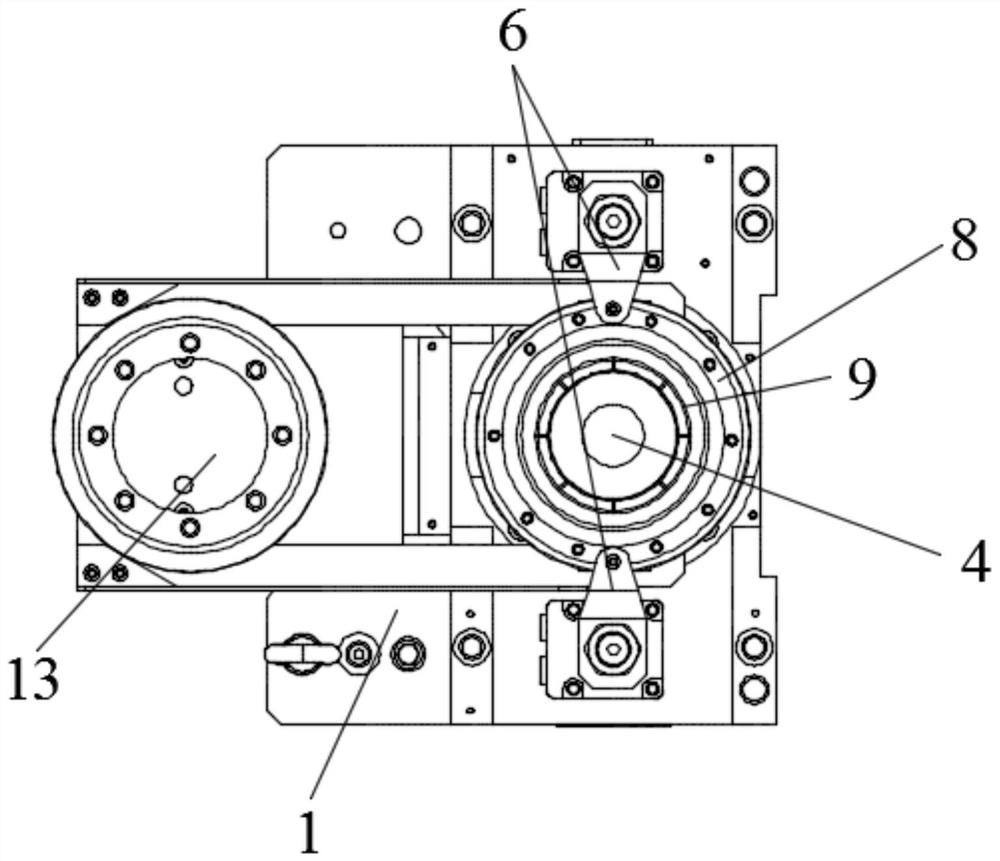 Coal mining machine traveling wheel bearing convenient to maintain