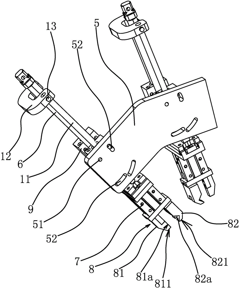 Automatic loading-unloading device of machine tool