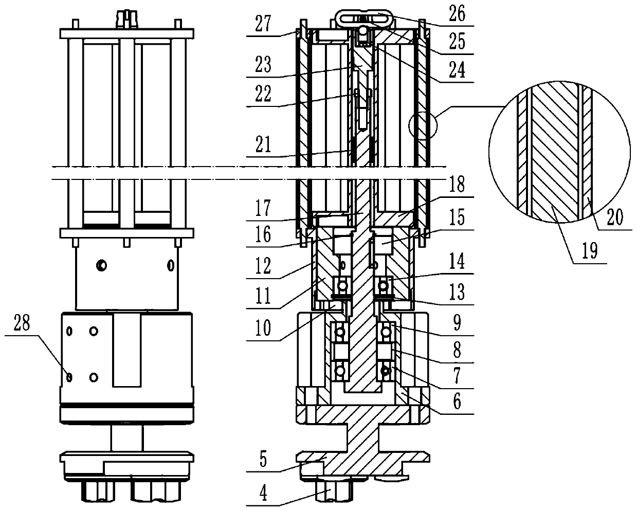 Long spindle with sheath suitable for high-performance fibre weaving, and rapid bobbin replacing device