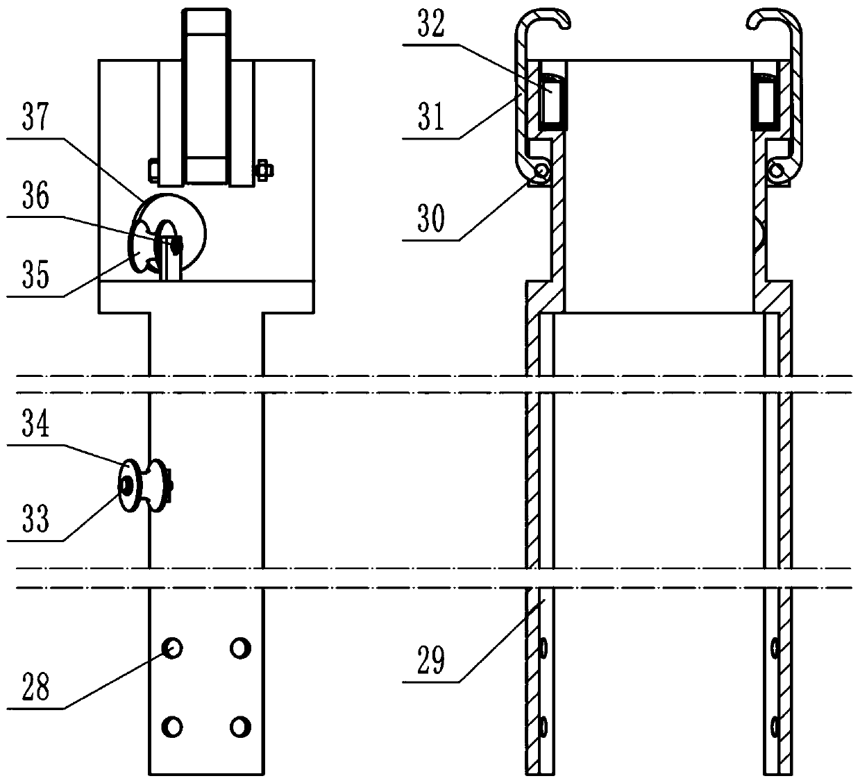 Long spindle with sheath suitable for high-performance fibre weaving, and rapid bobbin replacing device