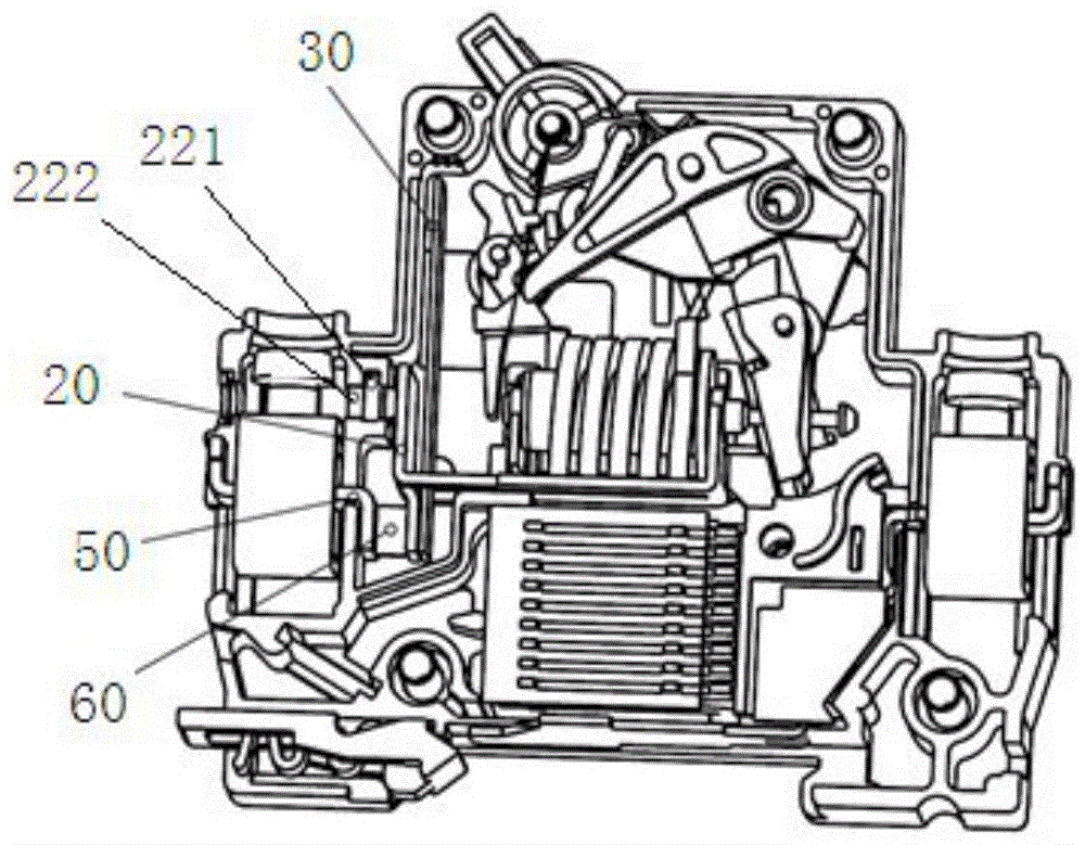 Heat tripping adjusting assembly