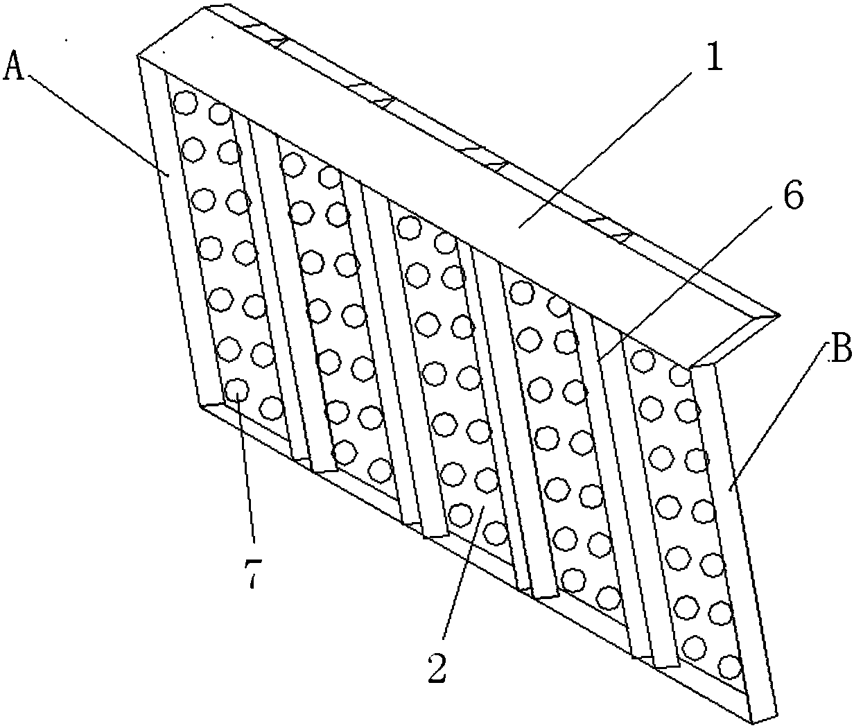 A double-layer aluminum electrolytic cell cover plate with side suction and enhanced heat preservation