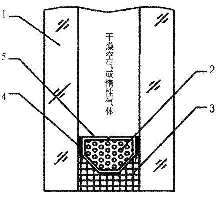 Modified natural stilbite used as hollow glass adsorbent and preparation method thereof