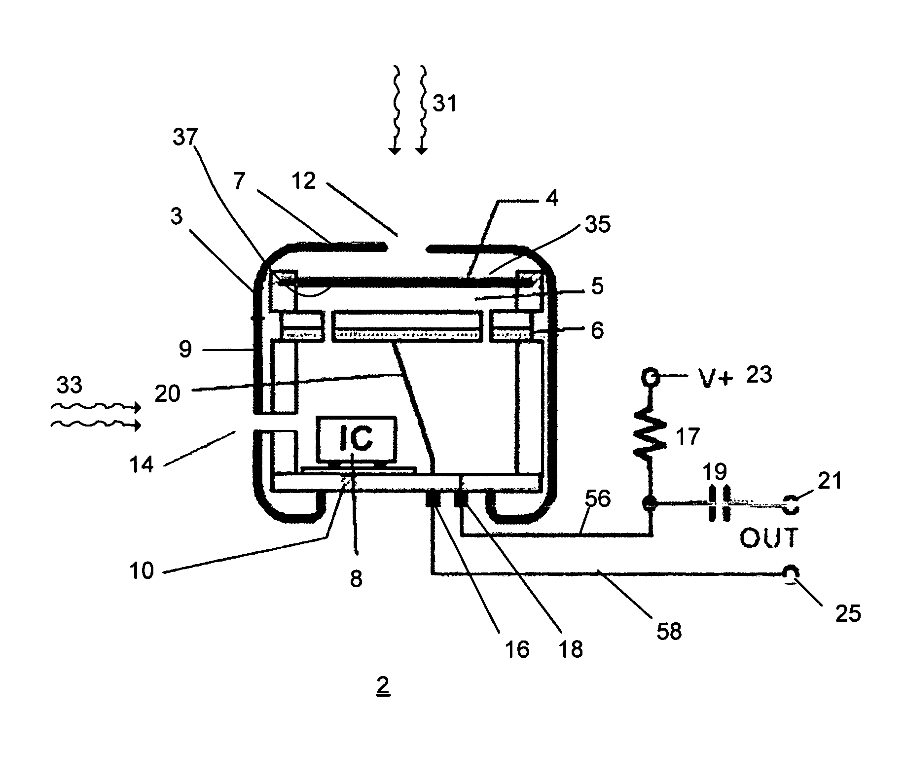 Noise cancelling microphone with reduced acoustic leakage