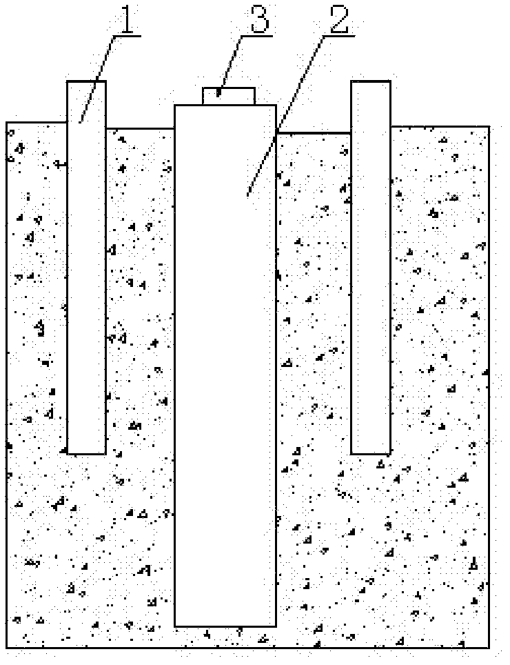 Real time monitoring strengthening method preventing pile foundation from descending