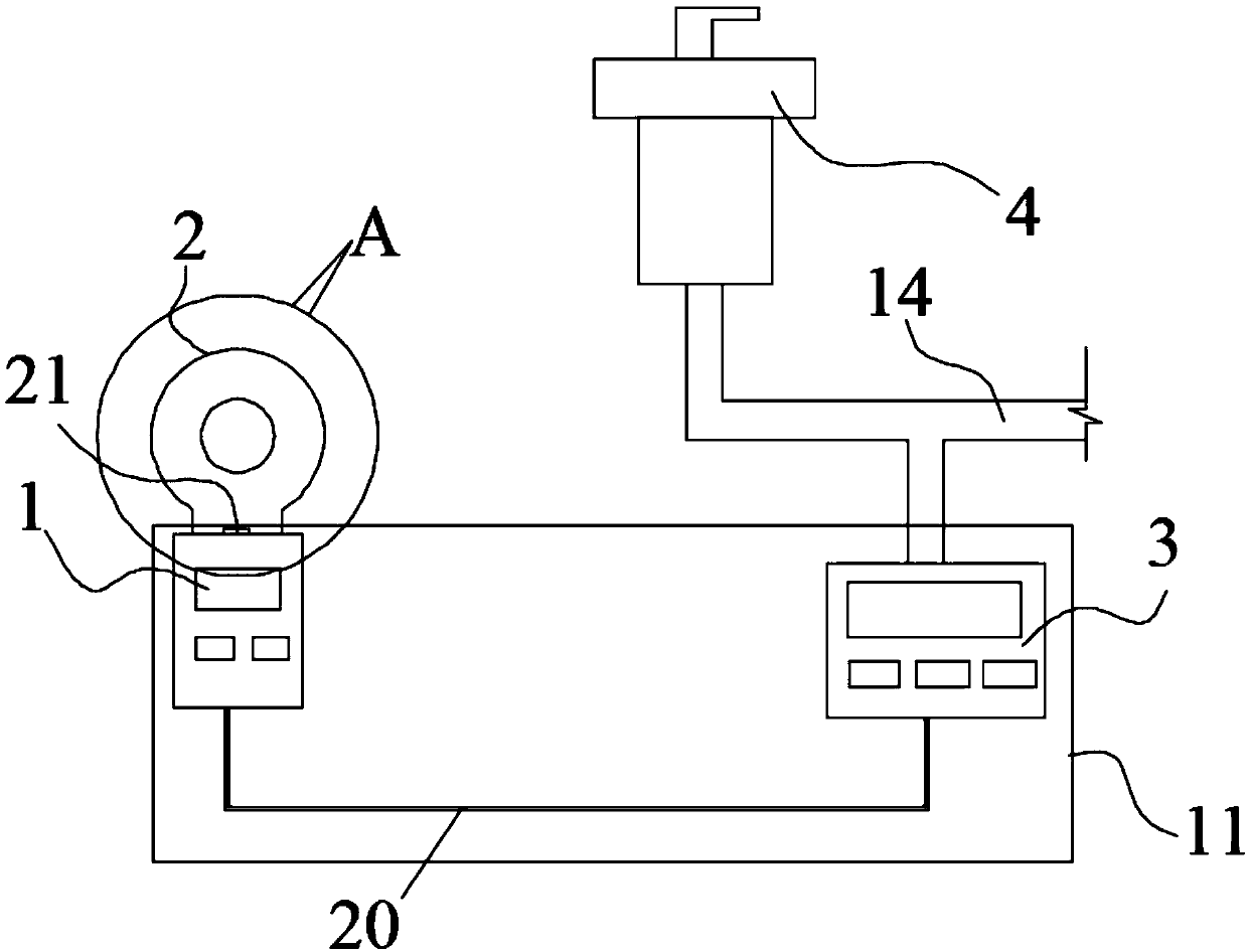 Intelligent sprinkler capable of sensing change of moisture content in plants of lawn