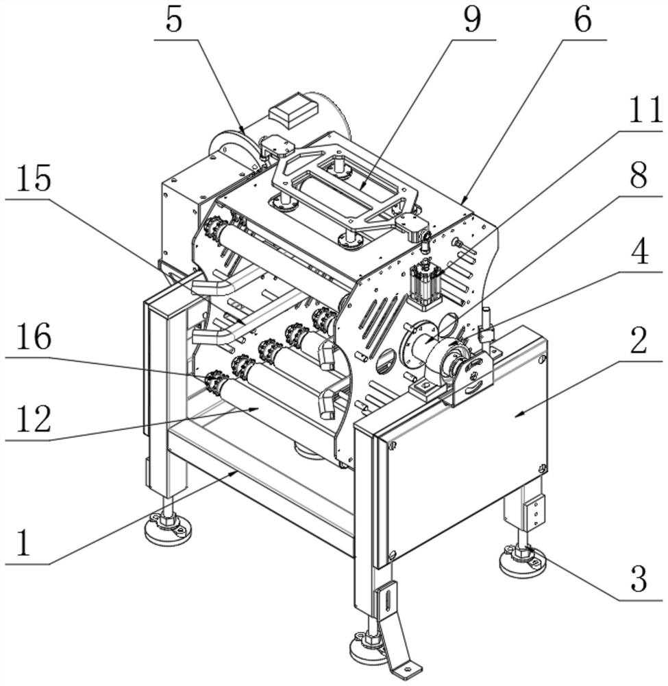 Turnover equipment capable of turning over by 180 degrees