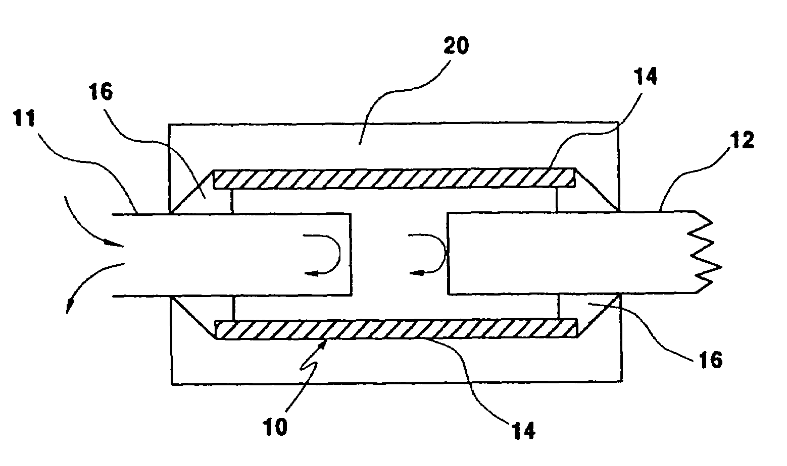 Patch-type extrinsic Fabry-Perot interferometric fiber optic sensor and real-time structural vibration monitoring method using the same