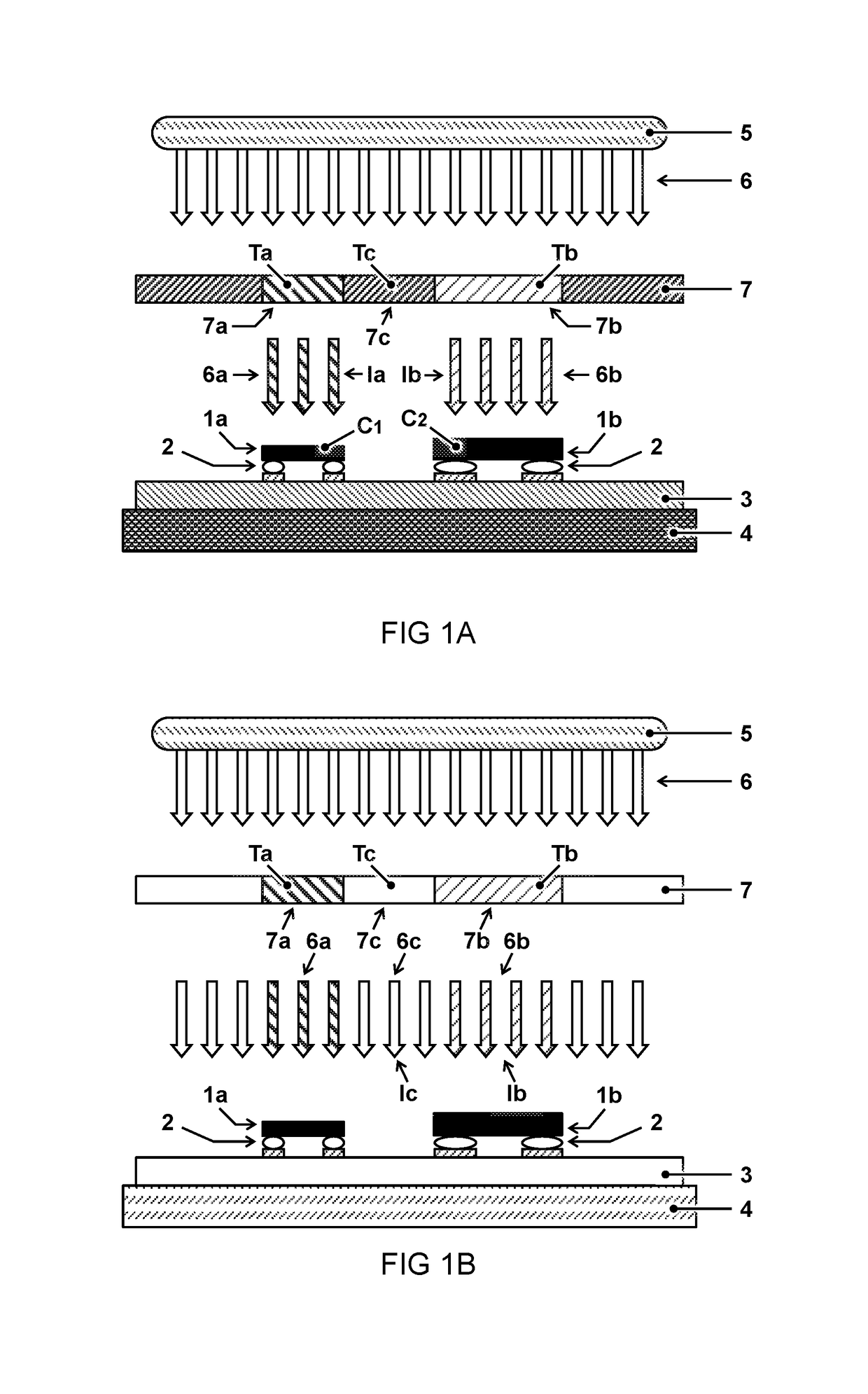 Apparatus and method for soldering a plurality of chips using a flash lamp and a mask