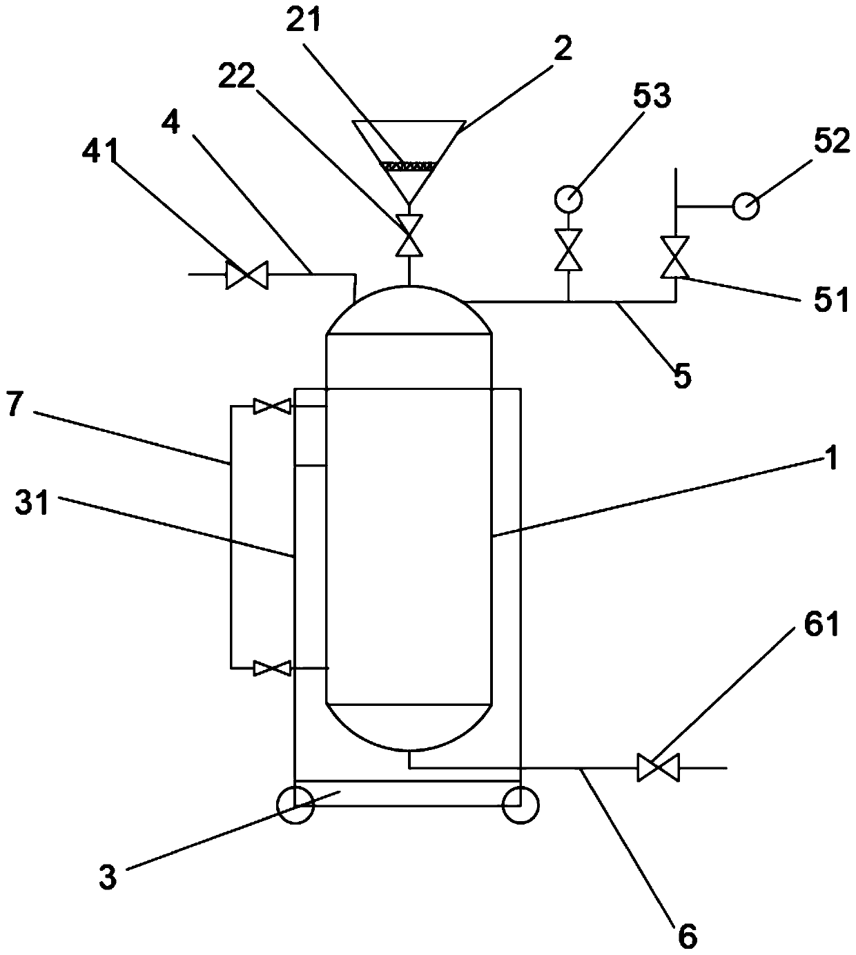 Scattered oil recovery device and method