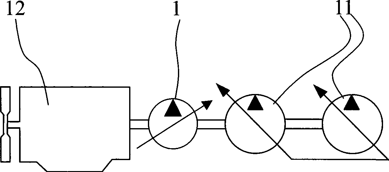 Prime move output torque equalising control device