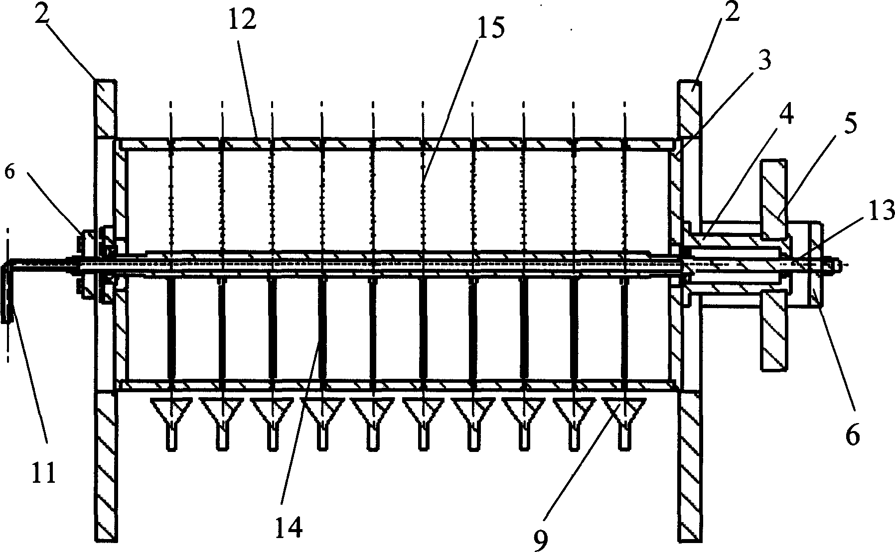 Drum type pill quantitative feeding device