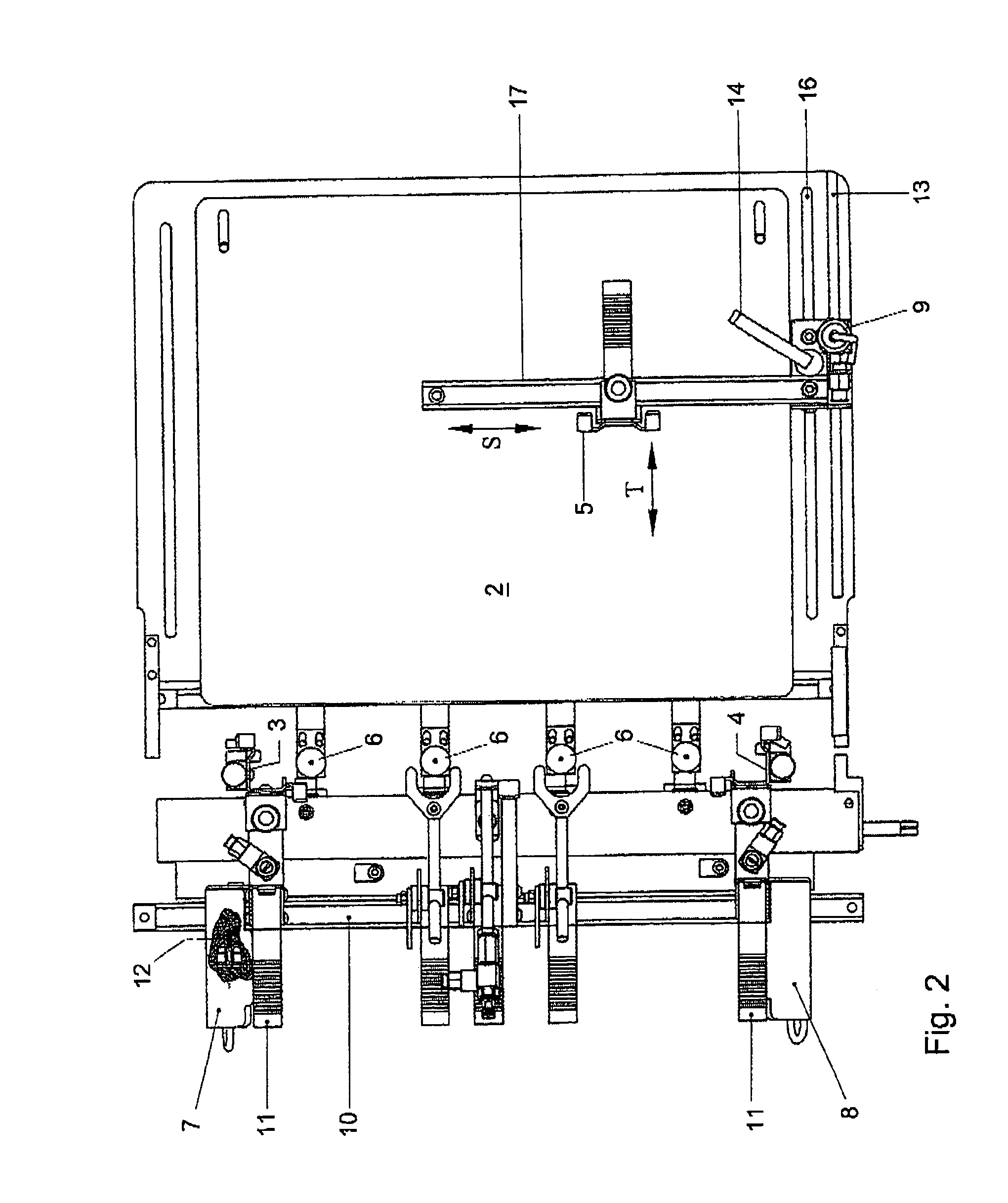 Feeder provided with automatic size recognition for a packaging line