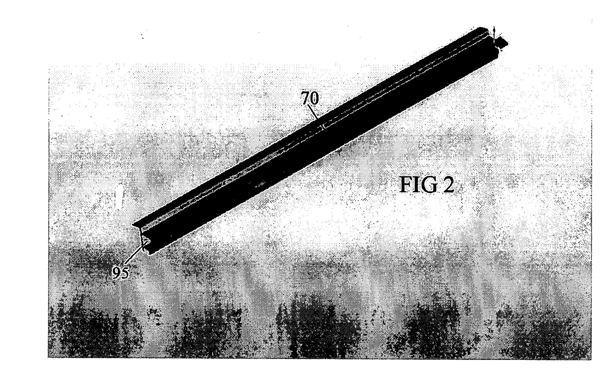 Easy-to-assemble building structure with a mountable frame for supporting solar panels