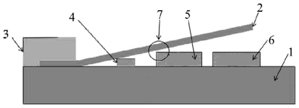 Tunneling type acceleration sensor, accelerometer comprising same and application