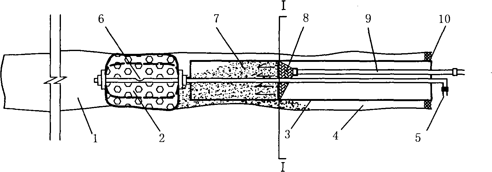 Coal mine gas pre-draining borehole sealing method adopting aerated capsule as temporary hole bottom