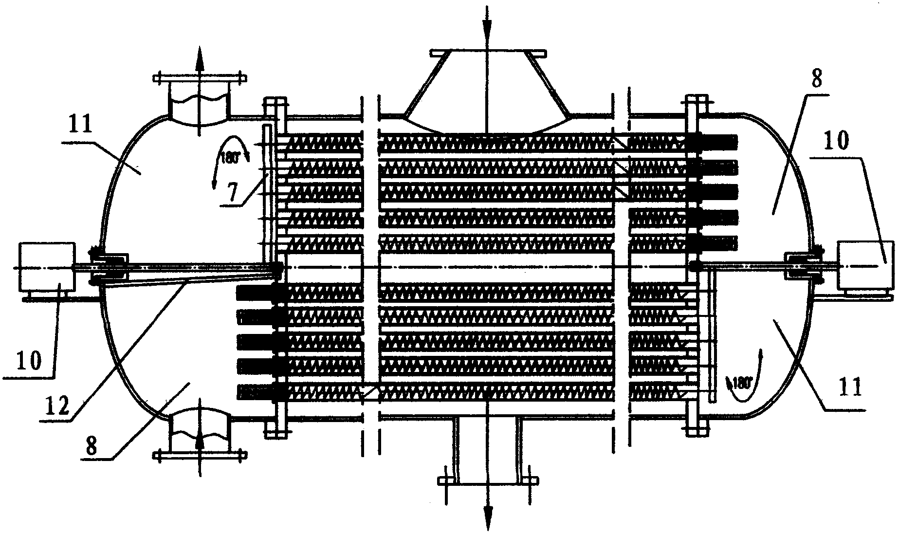 Device for automatic cleaning of hard scale in heat exchange tubes