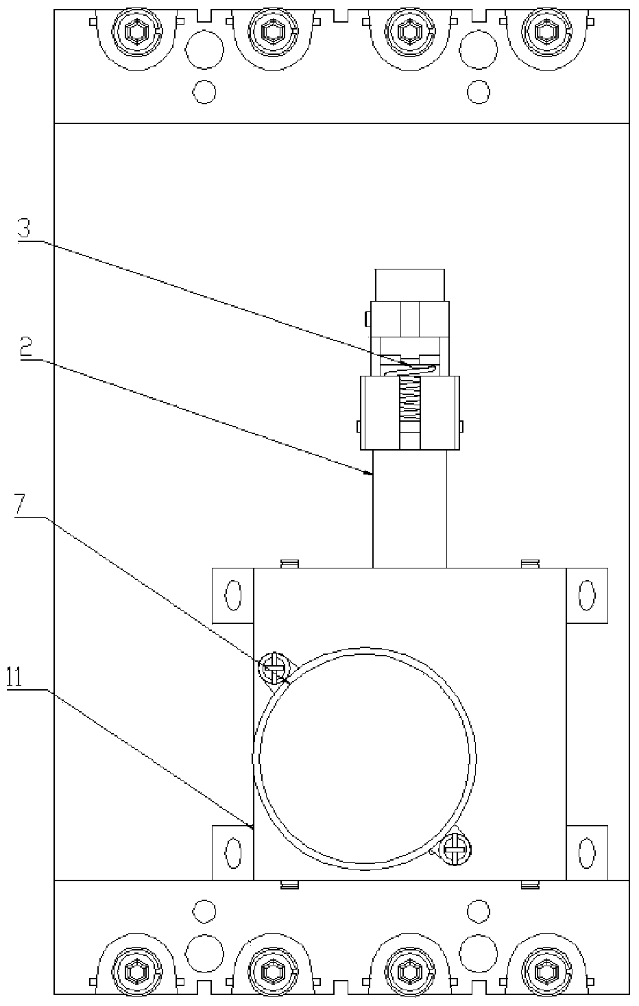 Electric switching-on device flexibly connected with residual-current circuit breaker