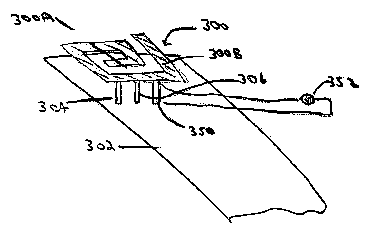 Method and apparatus for adaptively controlling antenna parameters to enhance efficiency and maintain antenna size compactness