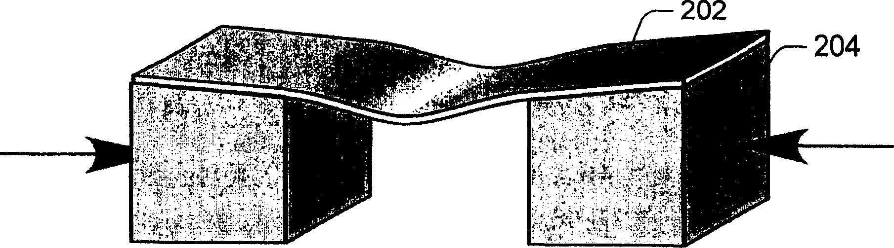 Colorless tunable dispersion compensator employing a planar lightwave circuit and a deformable mirror