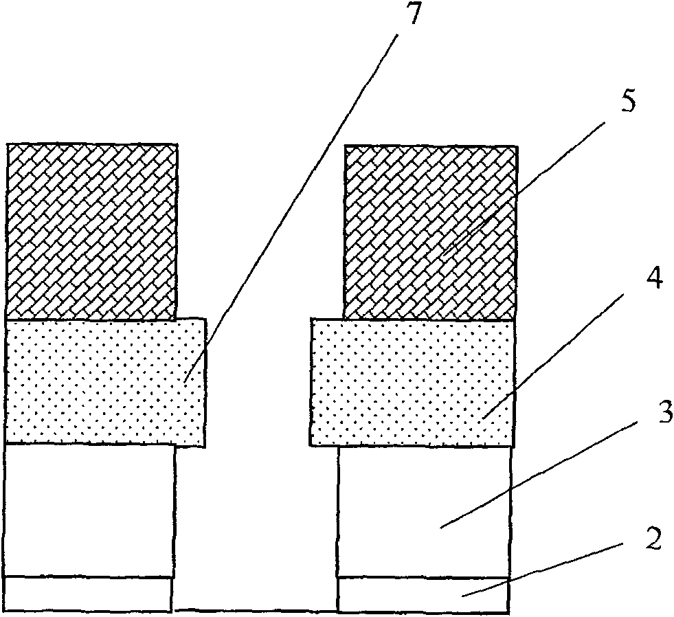 Production method for polysilicon grid of DRAM