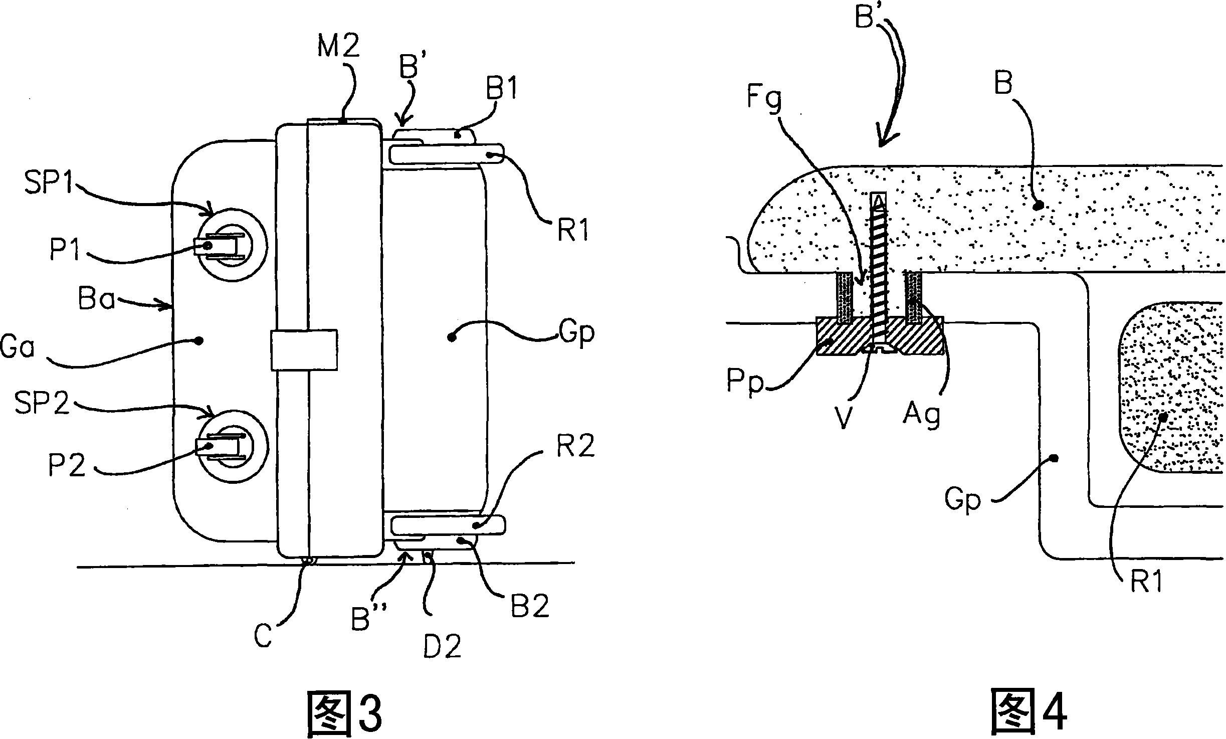 Suitcase with reinforced wheels on the back shell and castors on the front shell