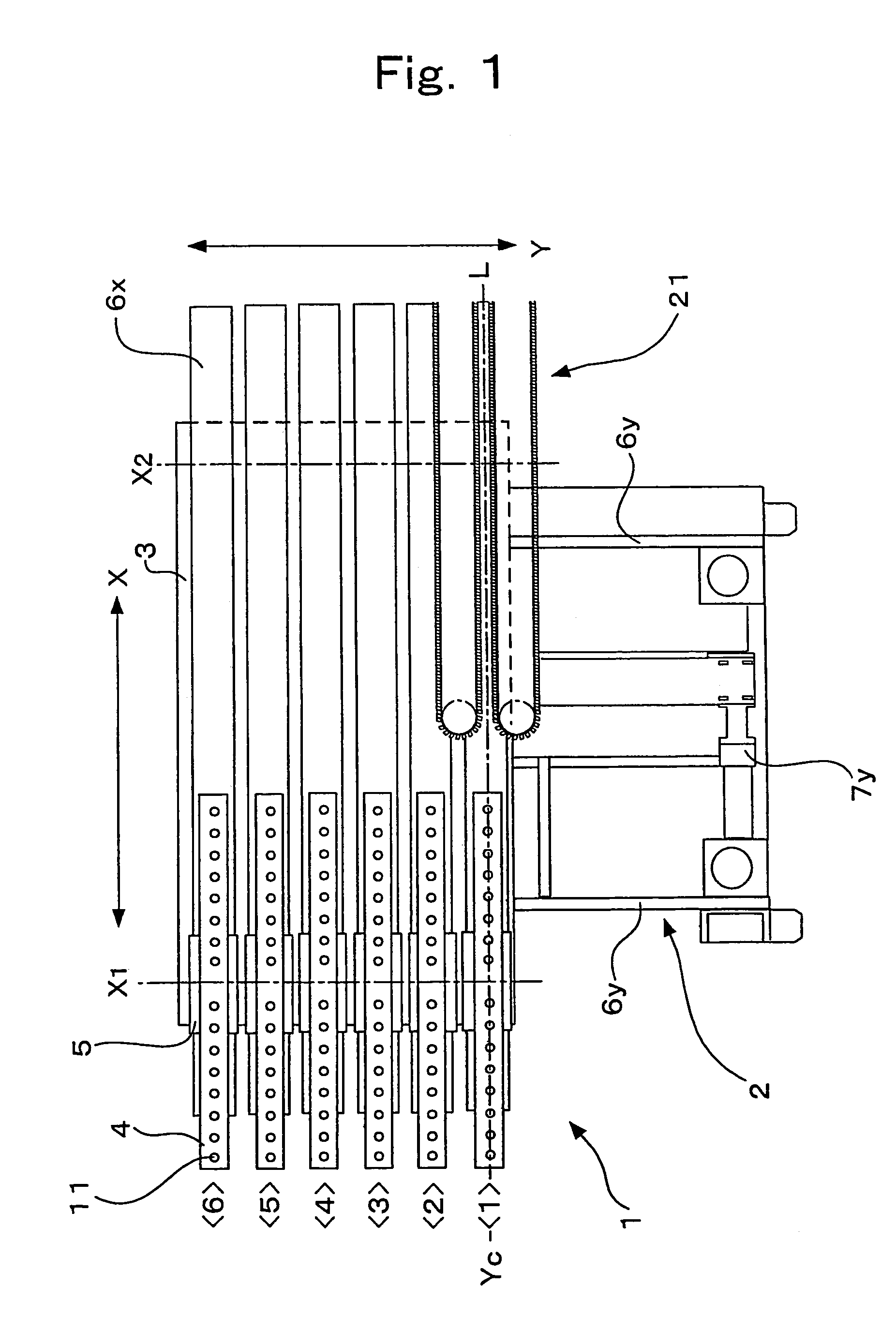 Preform conveying device