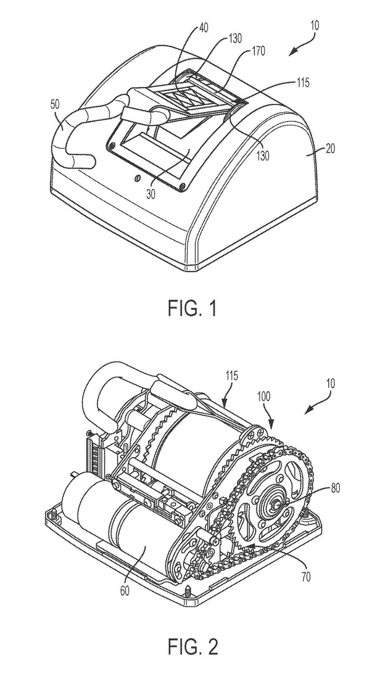 Retractor with Space-Saving Features