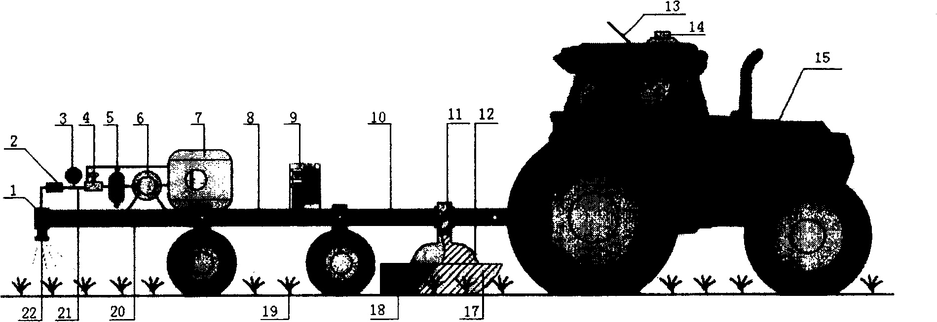 Method for automatic identifying weeds in field and medicine spraying device