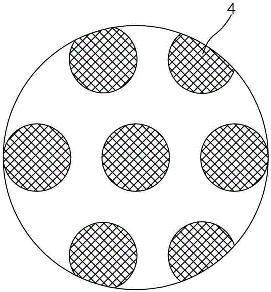 One-way moisture-conducting fabric structure