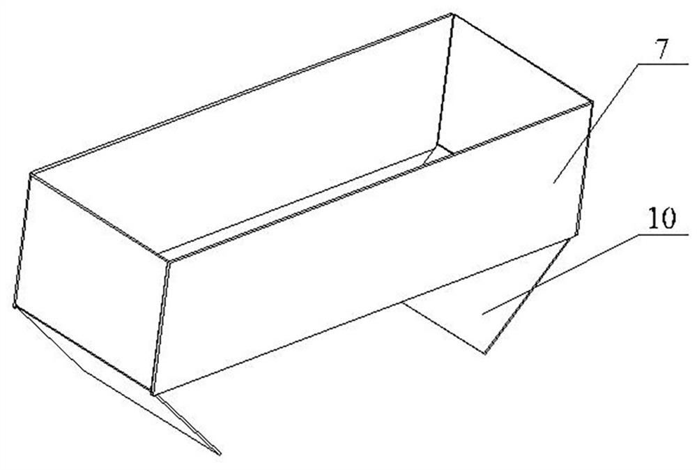 Micro miscellaneous potato floating crushing device for light and simple potato segmented harvester