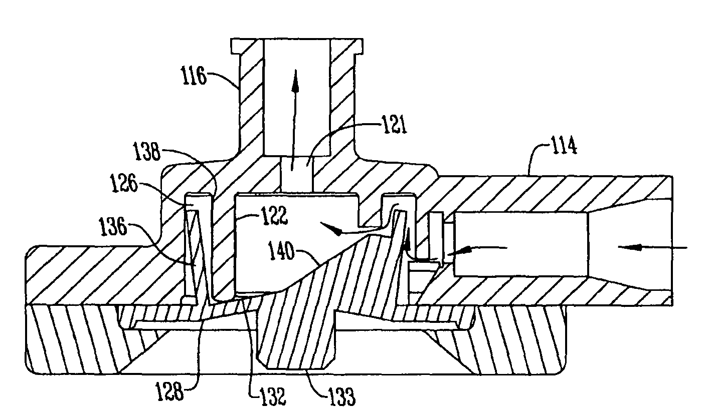 Radially sealing vavle for an infusion set