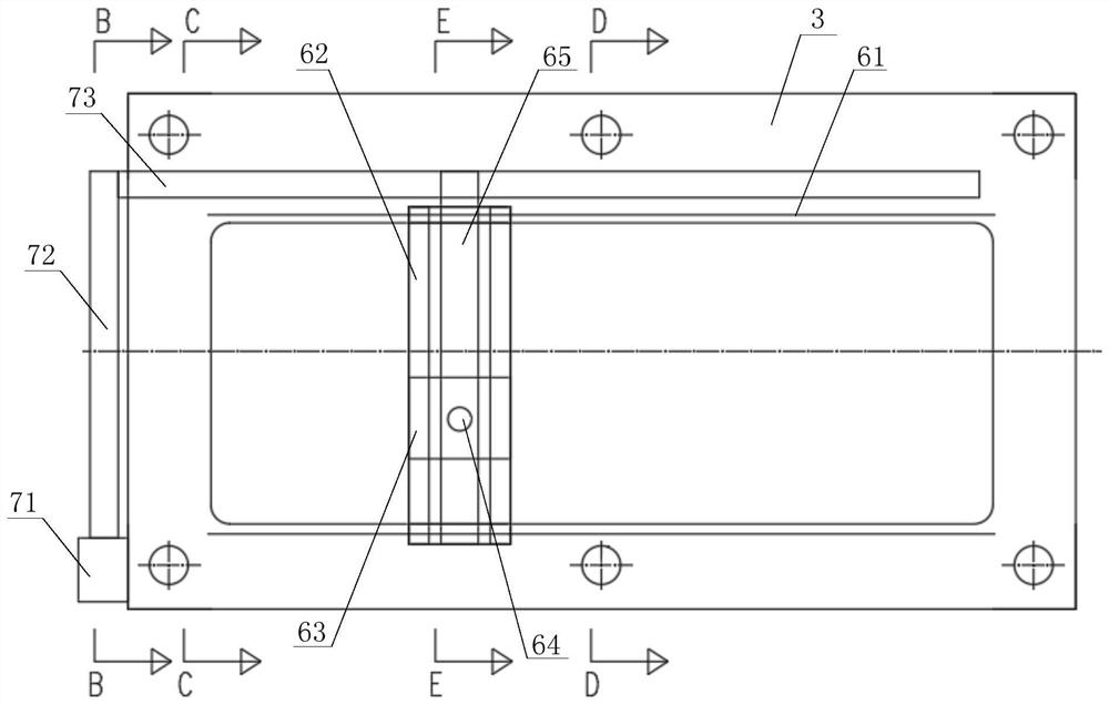 Ultra-large self-elevating gravel laying and leveling ship