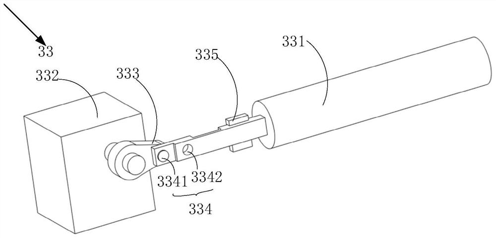 Water bucket swing roller water supplementing device for cigarettes and method thereof