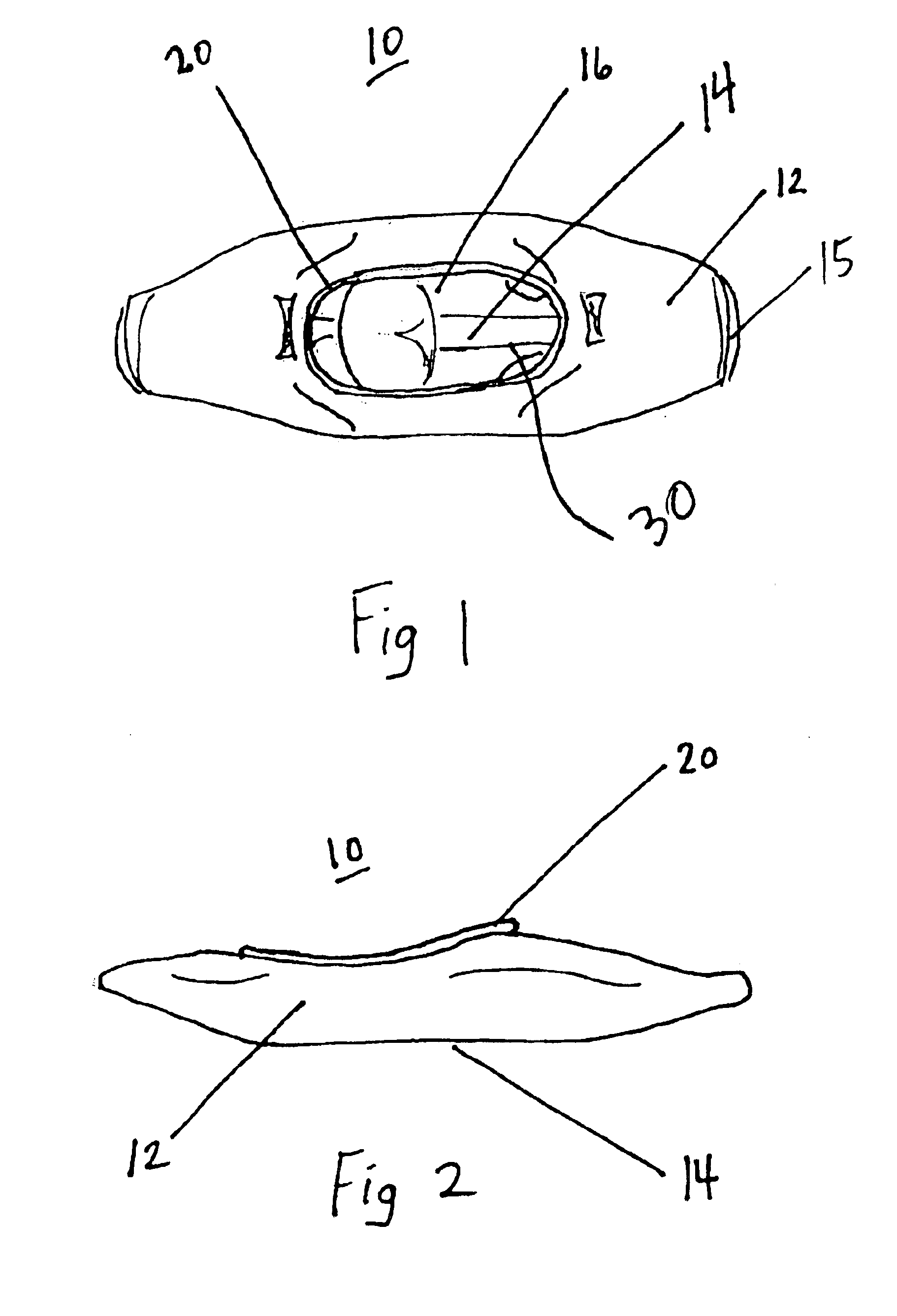 Kayak or canoe including a coaming having at least one support bridge