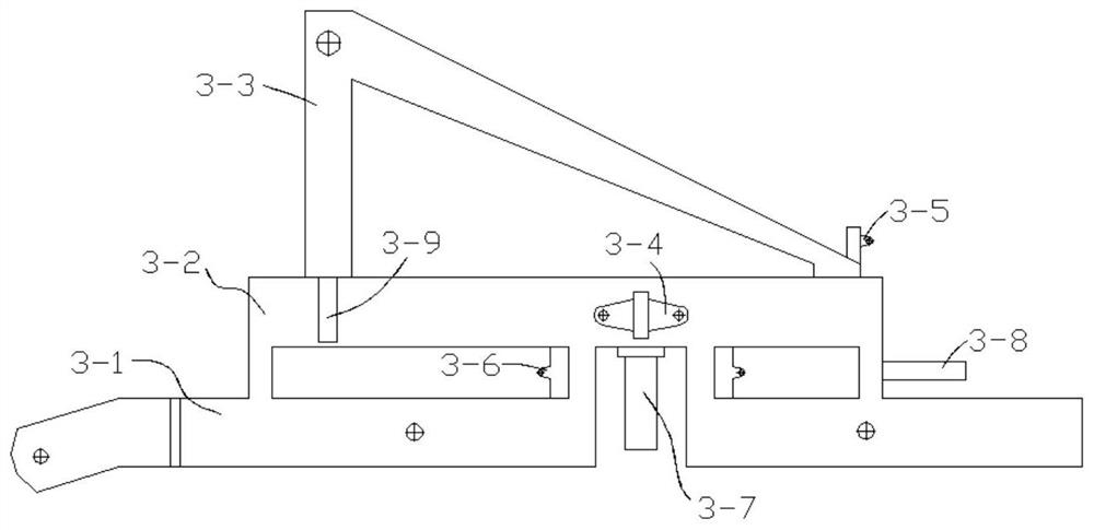 A triangular crawler type walking device with adjustable ground clearance