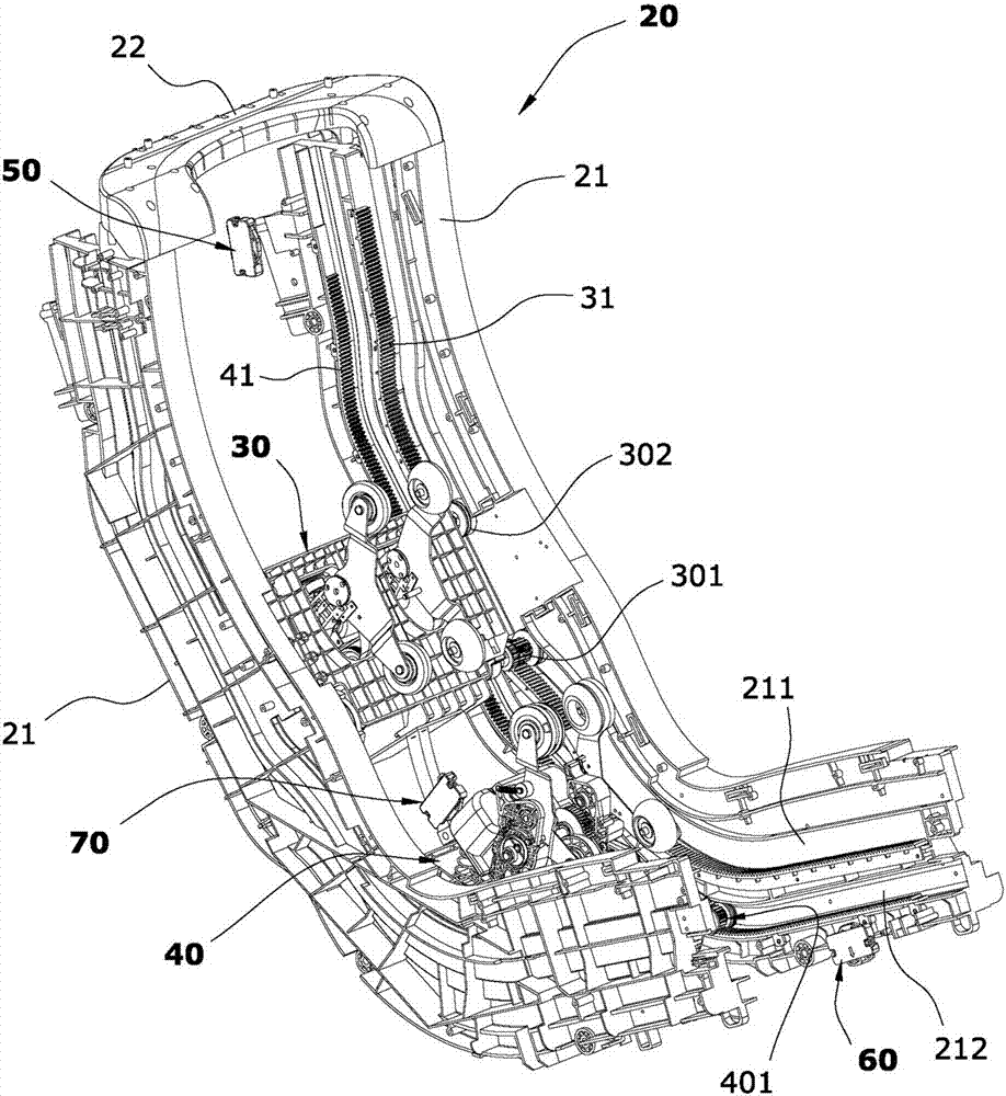 Massage chair with multiple massage movements for achieving staggered slippage massage