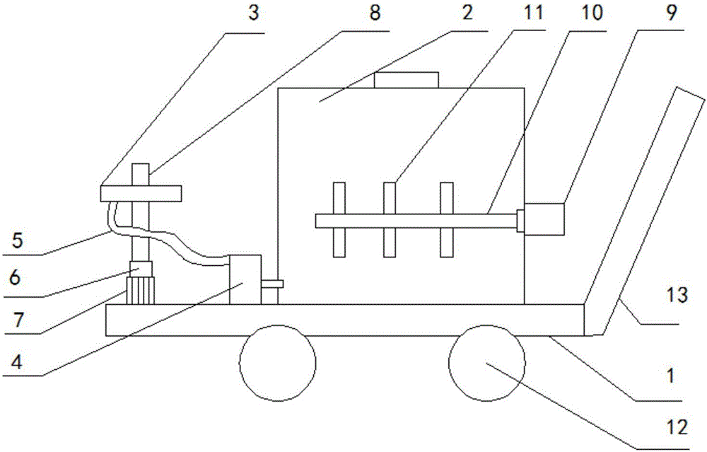 Pesticide spraying device with liquid level reminding function