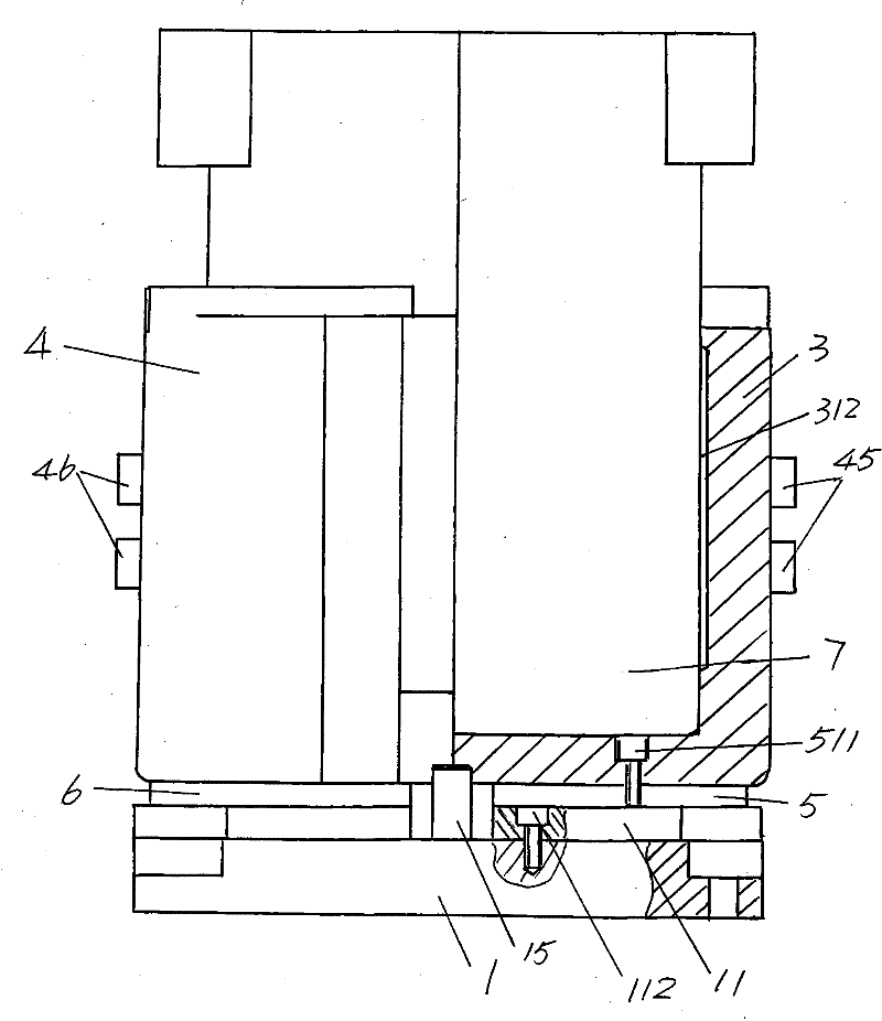 Glassware mould fixture