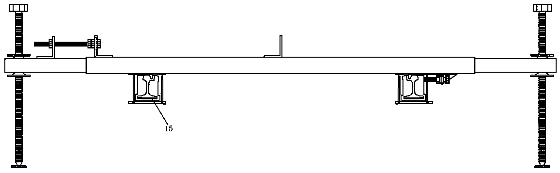 Steel rail lifting apparatus for track construction track laying, and application method thereof