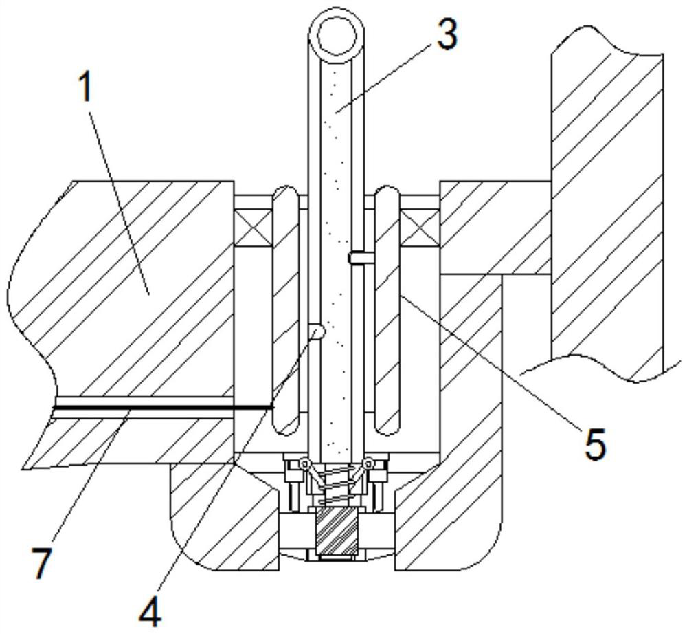 Milling cutter correction device for multi-axis machining center