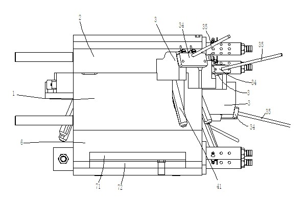 Die-casting die structure with combination of multiple angle pins and loose core for connecting pipes