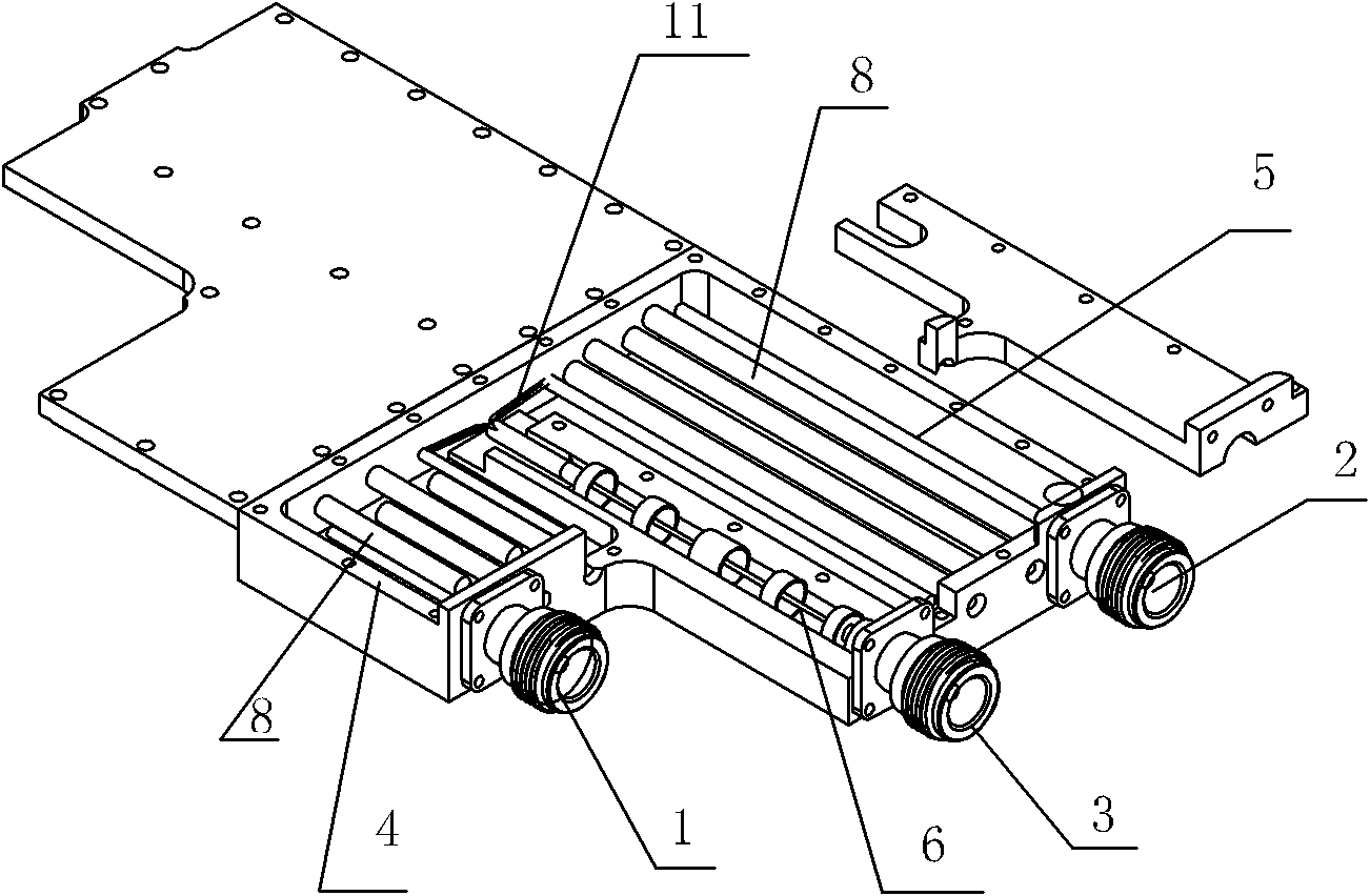 Combiner for ultra-wideband wireless communication