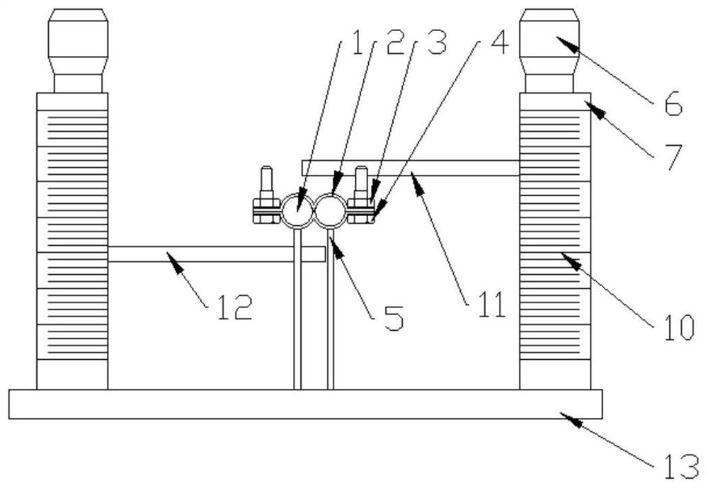 Device and method for passive current detection in low-frequency mechanical vibration environment