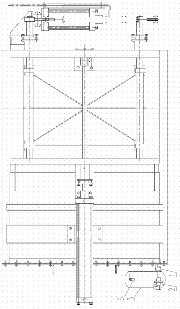 Automatic ash cleaning type pneumatic plugboard isolating door