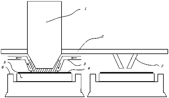 Non-contact silicon wafer deformation compensation device and method based on electrostatic effect